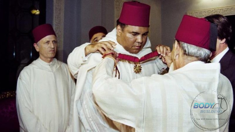 كيف أصبح محمد علي بطلا رياضيا للعالم العربي والإسلامى